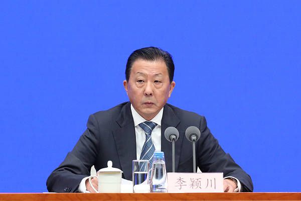 嗯 啊 教练你轻点 深点啊