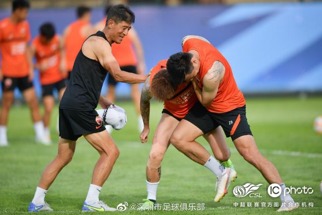 和粗大男人做爰过程