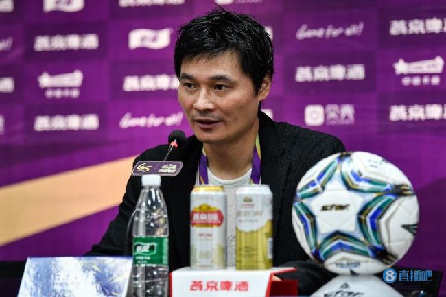台湾裸体舞日月俱乐部万